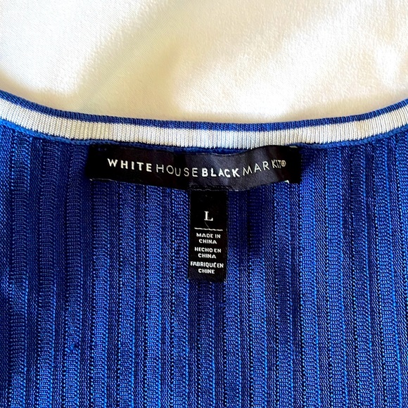 White House black market blouse - Picture 2 of 2